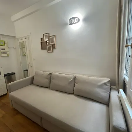 Quartier Latin Apartment Paris